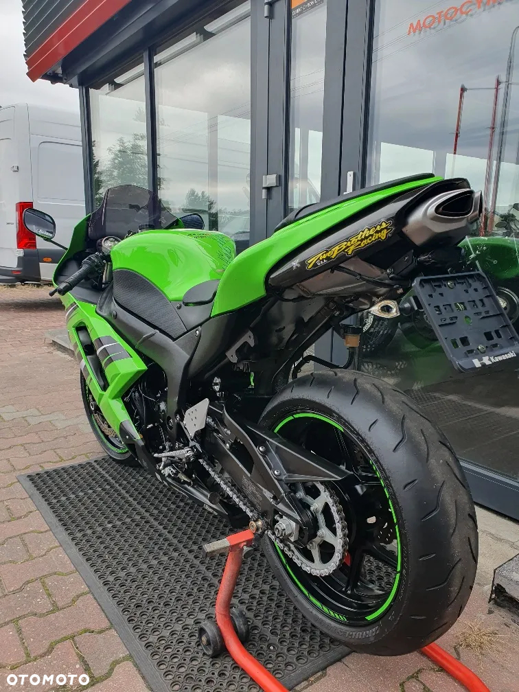Kawasaki Ninja - 4