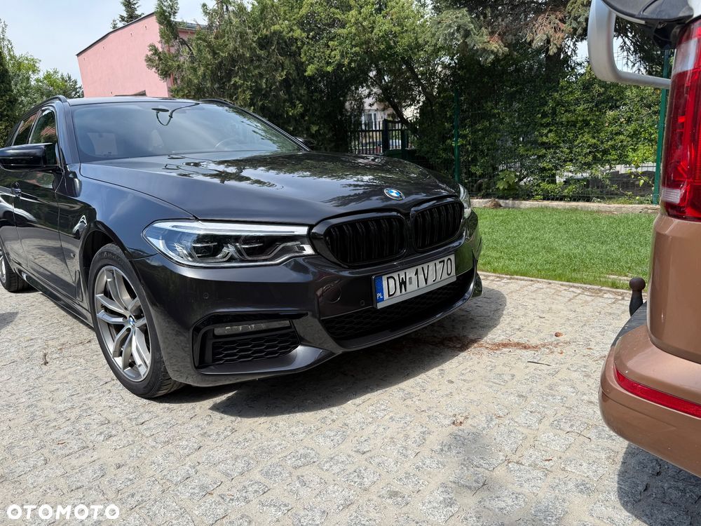 BMW Seria 5 520d M Sport Edition - 1