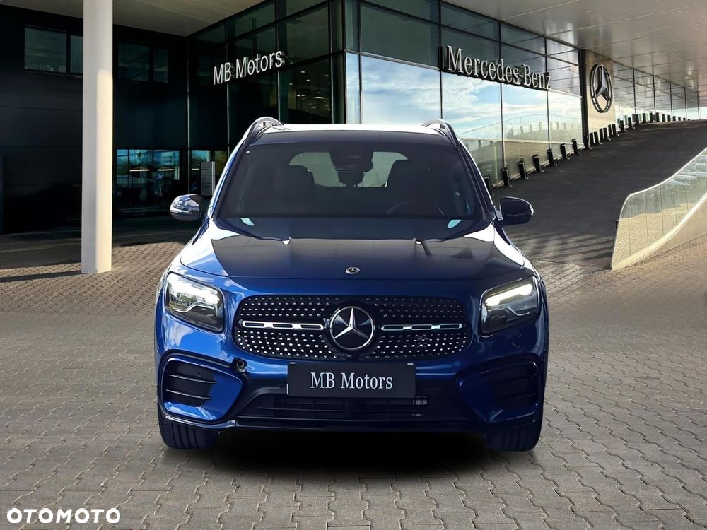Mercedes-Benz GLB - 9