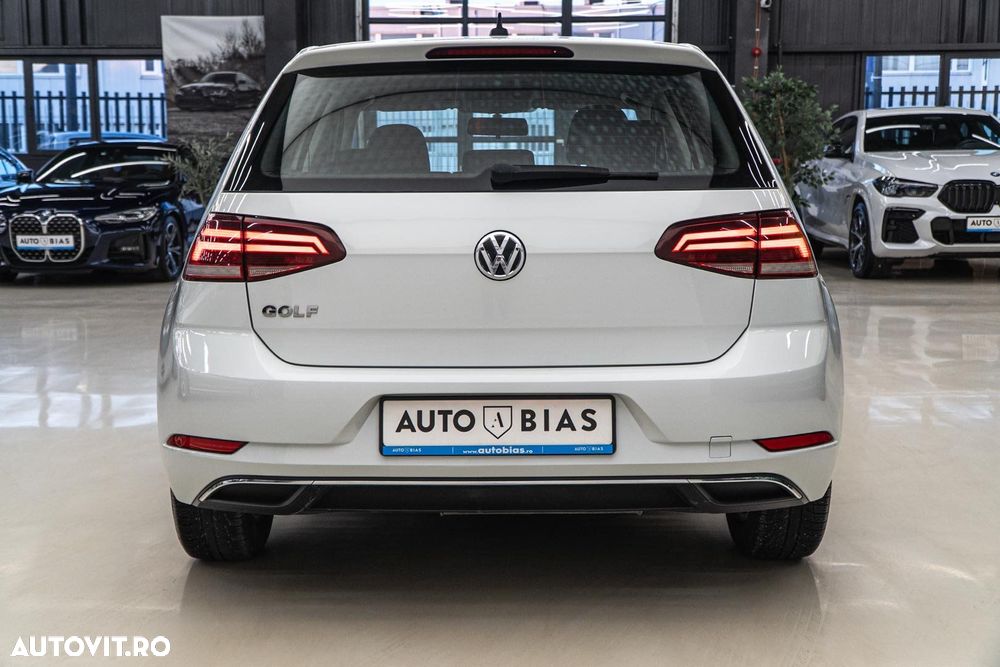Volkswagen Golf 1.6 TDI (BlueMotion Technology) DSG Comfortline - 26