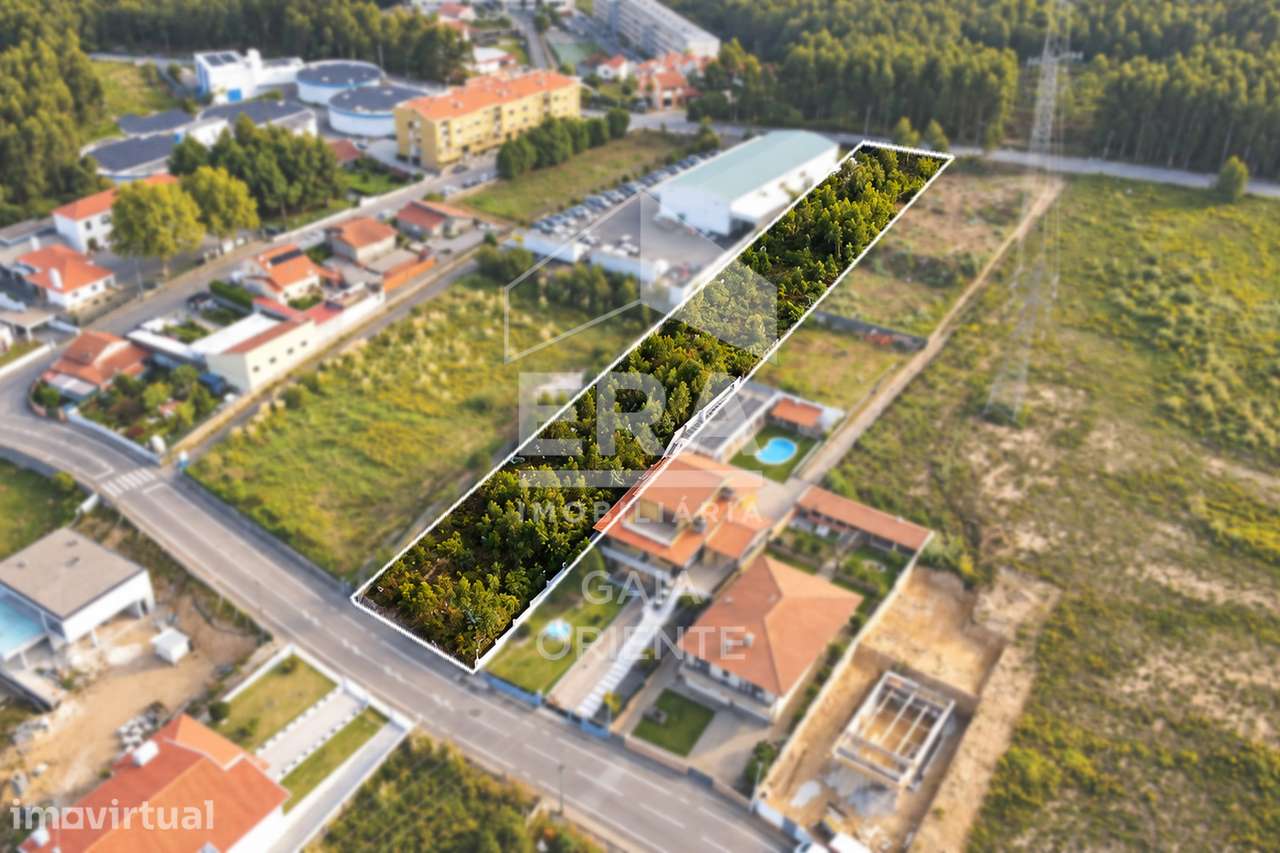 Terreno de 4.070 m² com Potencial Construtivo - Grande imagem: 5/8