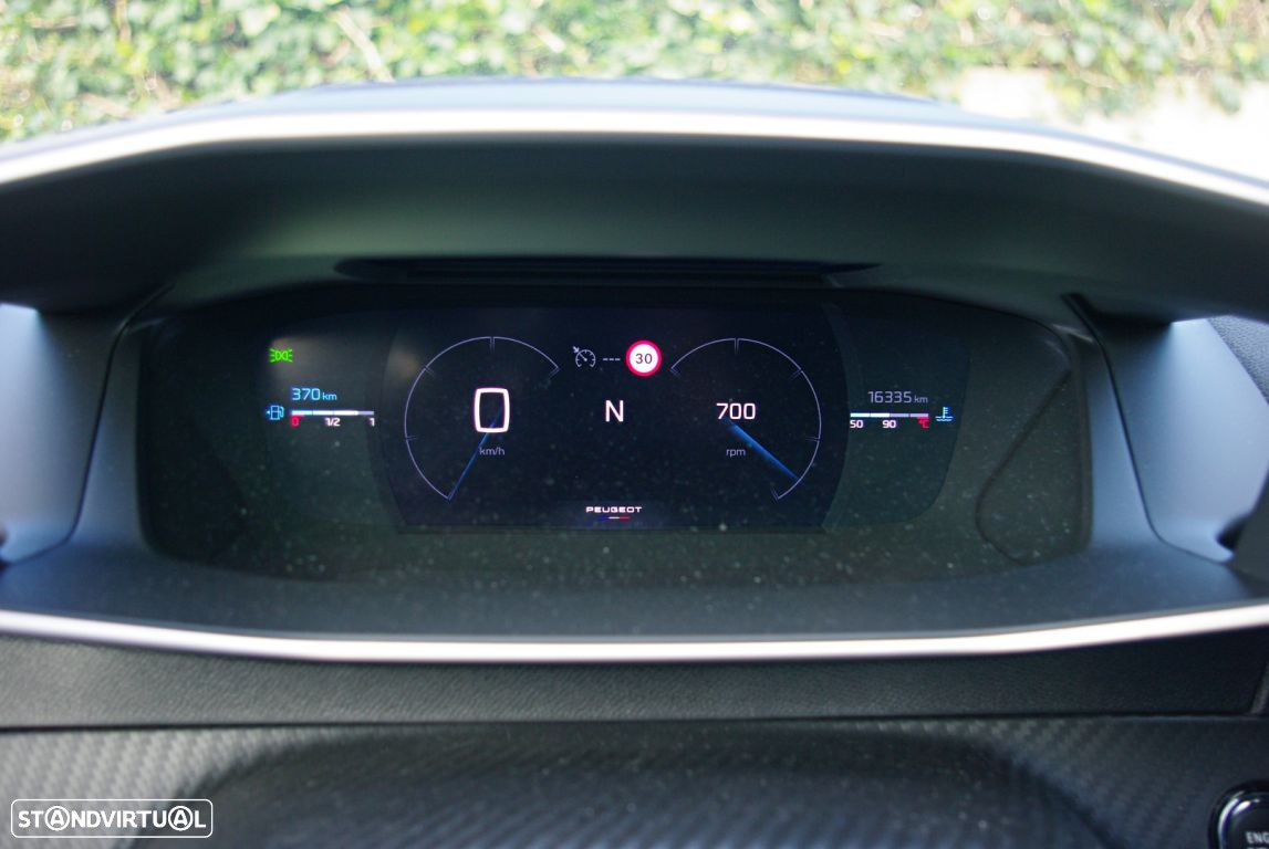 Peugeot 2008 1.2 PureTech GT Line EAT8 - 31