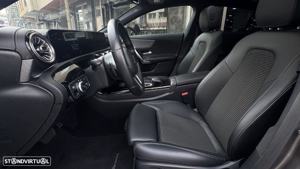 Mercedes-Benz CLA 200 - 11