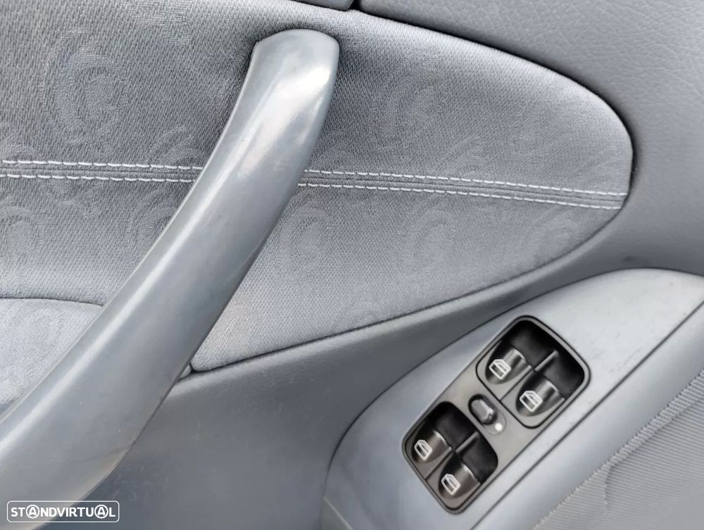 Mercedes-Benz C 220 CDi Avantgarde - 19