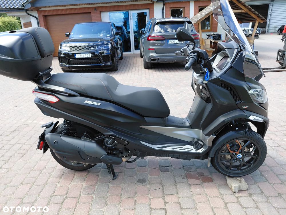 Piaggio MP-3 - 6