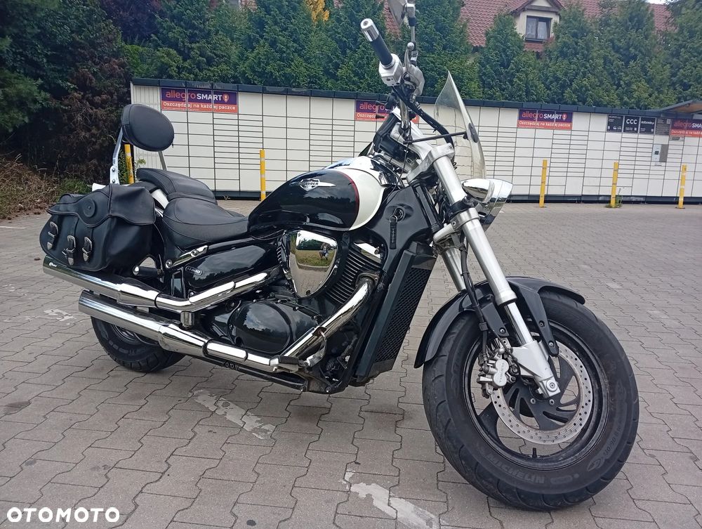 Suzuki Intruder - 3