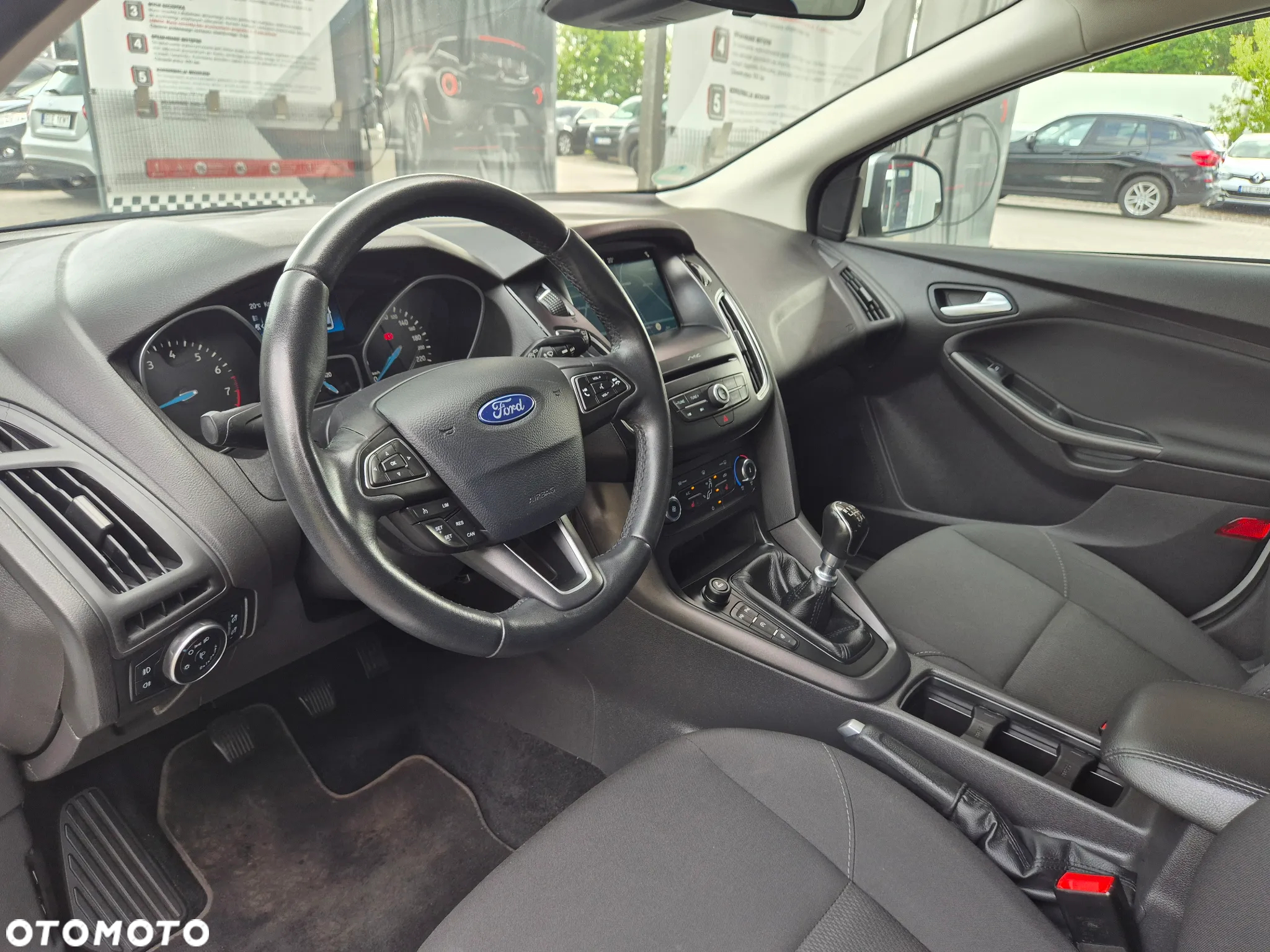 Ford Focus Turnier 1.0 EcoBoost Start-Stopp-System TITANIUM STYLE - 23