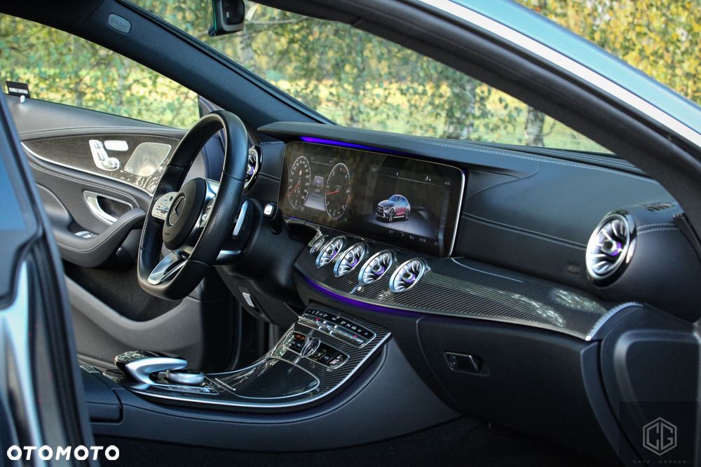 Mercedes-Benz CLS - 33