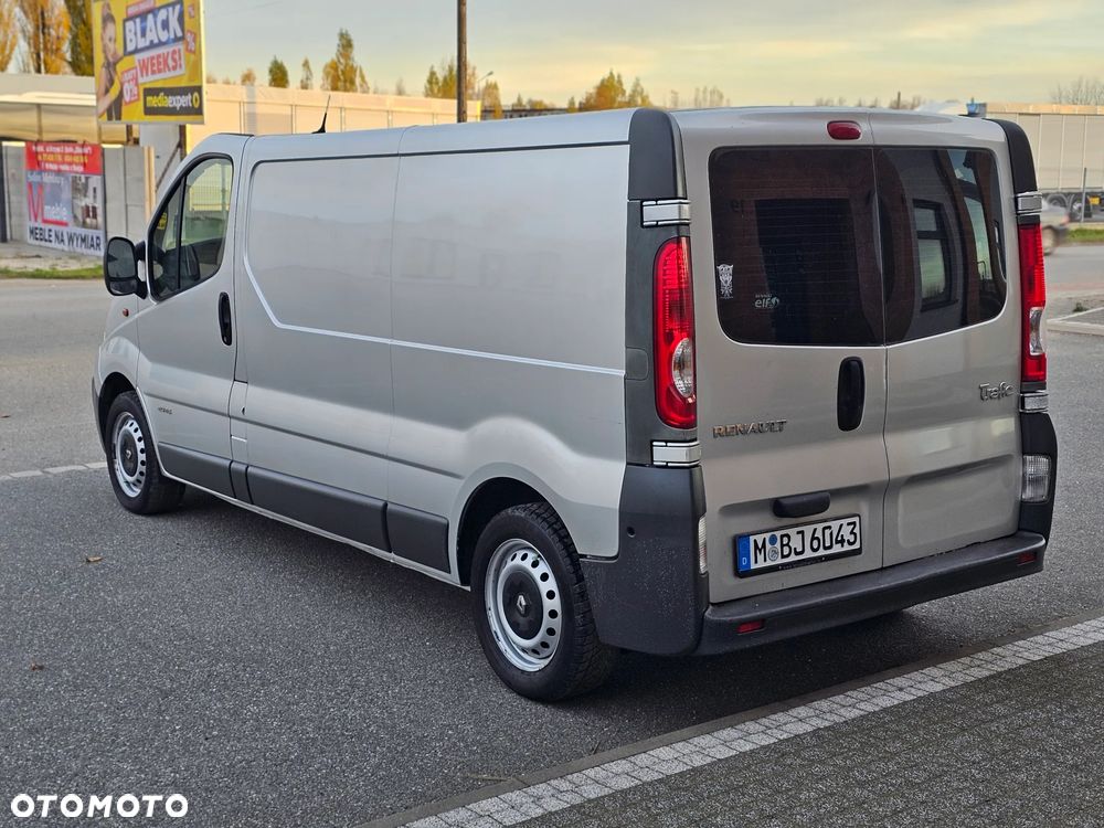 Renault Trafic - 6