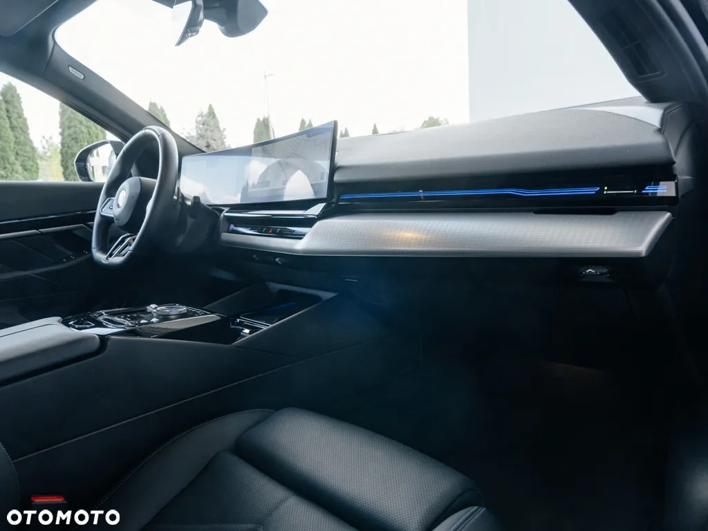 BMW Seria 5 520d - 7