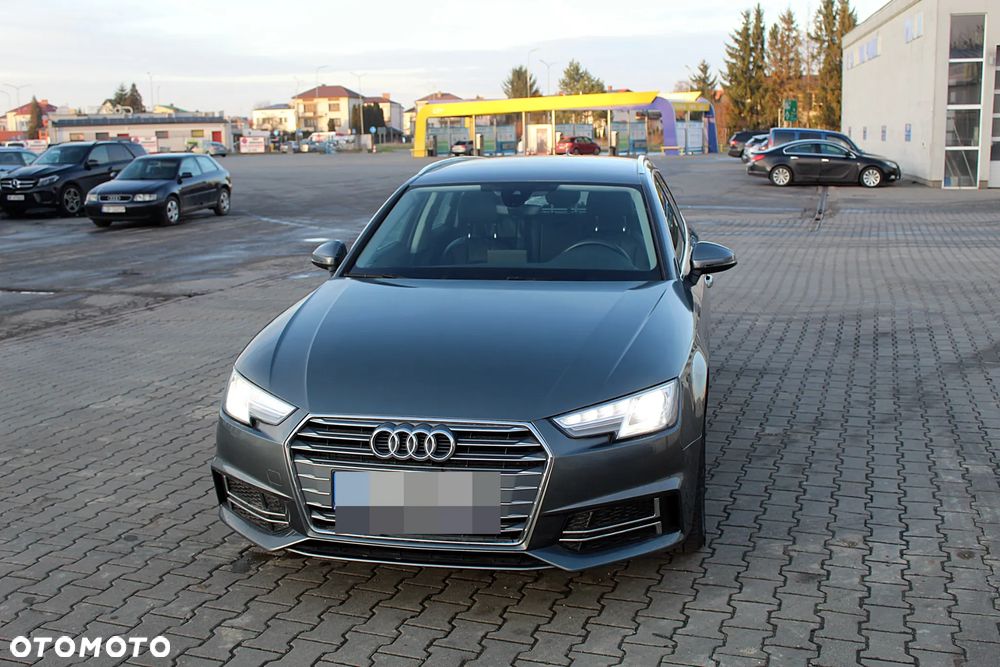 Audi A4 Avant - 11