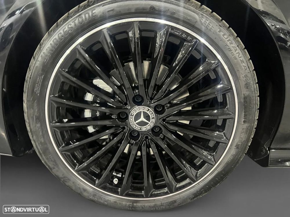 Mercedes-Benz CLA 180 d Shooting Brake AMG Line Aut. - 16