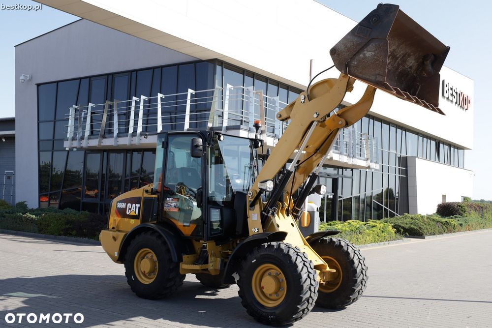 Caterpillar CAT 906M - 20