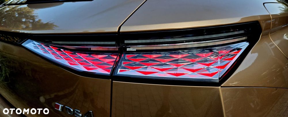 DS Automobiles DS 4 1.5 BlueHDi Performance Line + - 18