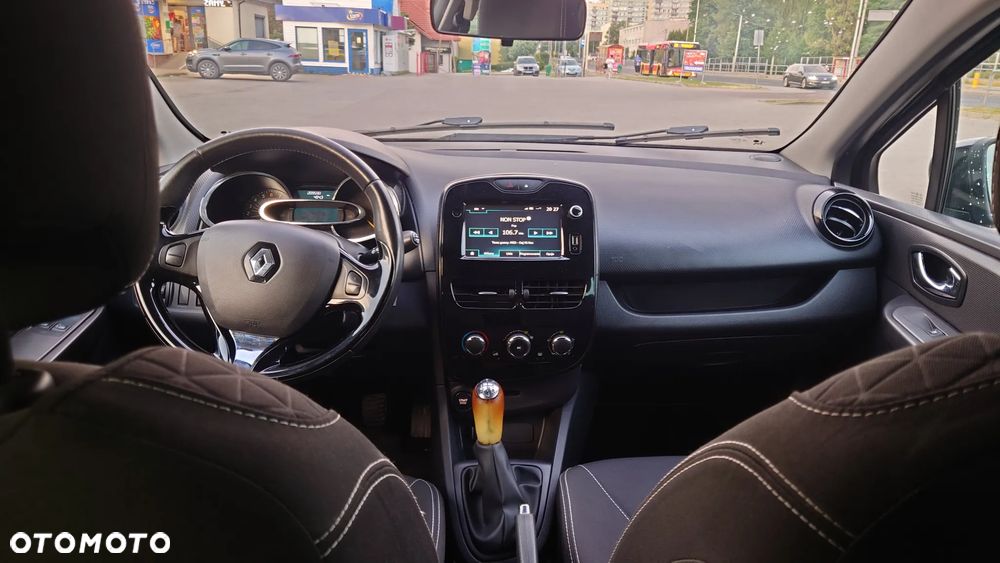 Renault Clio 1.2 16V Limited EU6 - 8