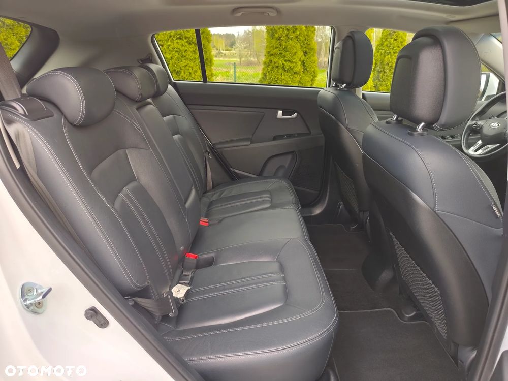 Kia Sportage 1.6 GDI Business Line L 2WD - 32