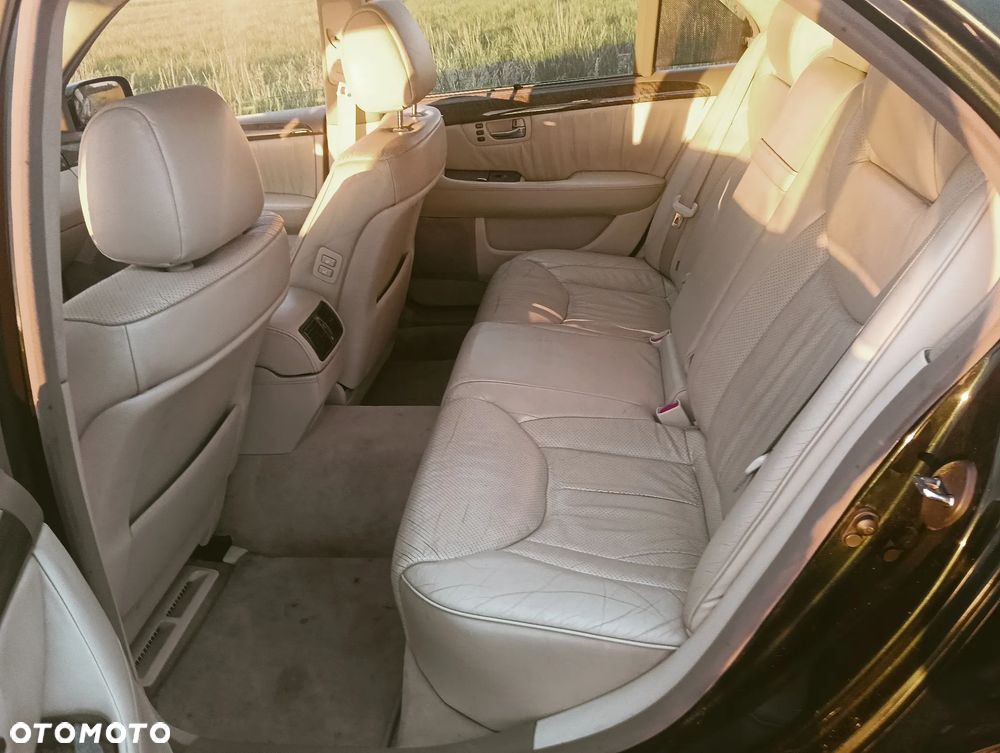 Lexus LS Standard - 14
