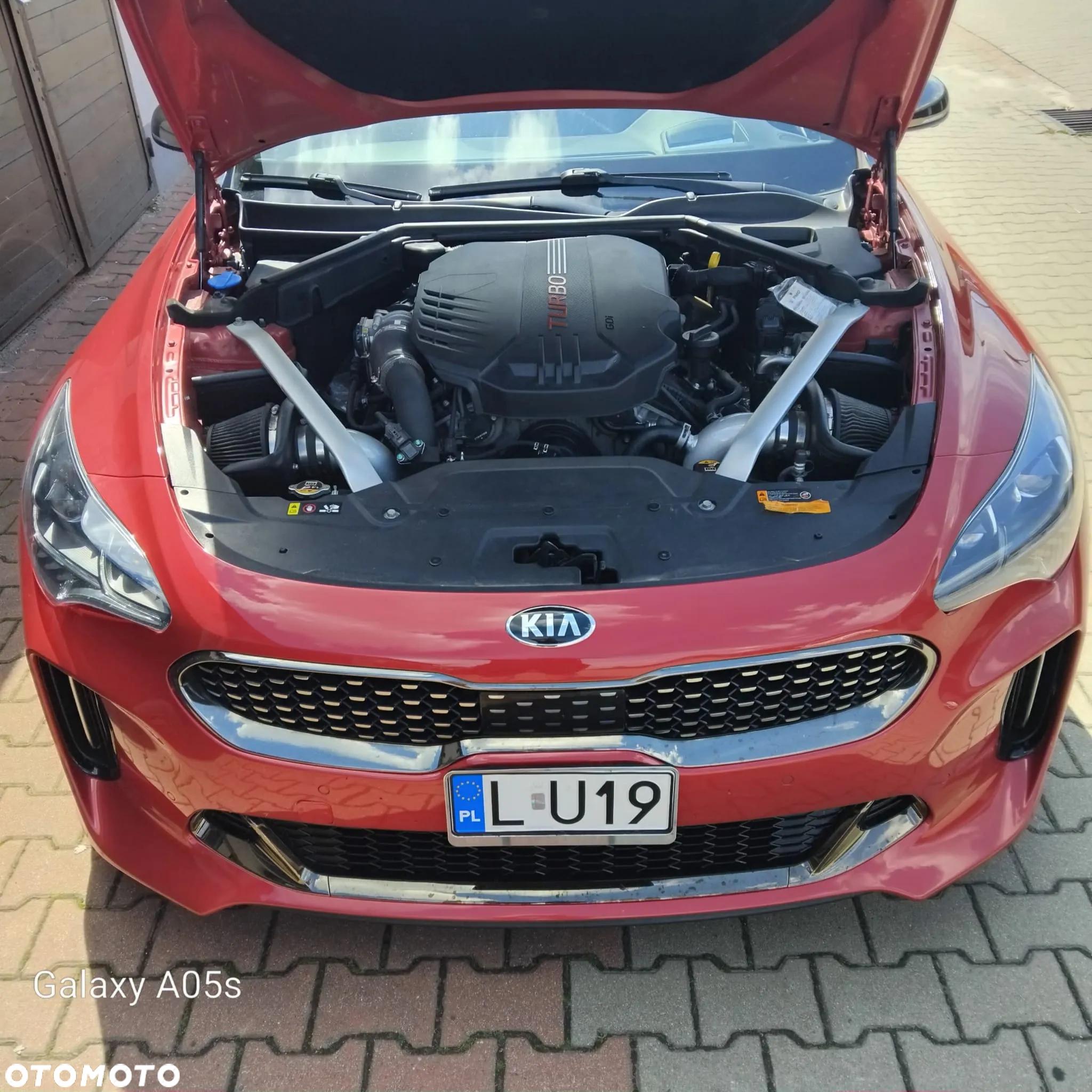 Kia Stinger - 2