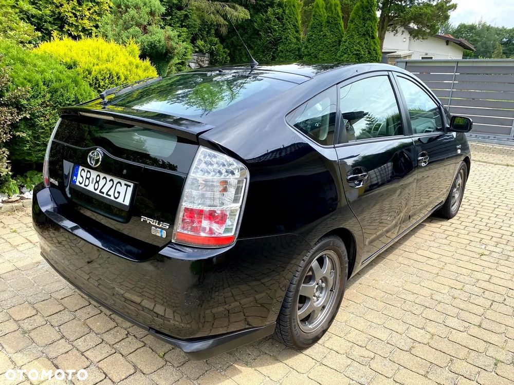 Toyota Prius 1.5 VVT-i Sol - 3