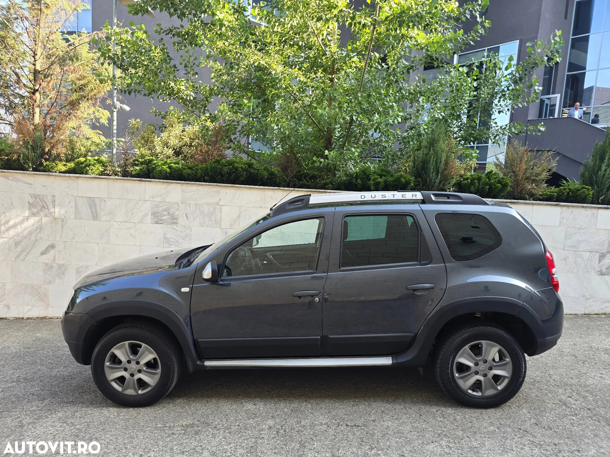 Dacia Duster 1.5 dCi 4x4 Prestige - 3