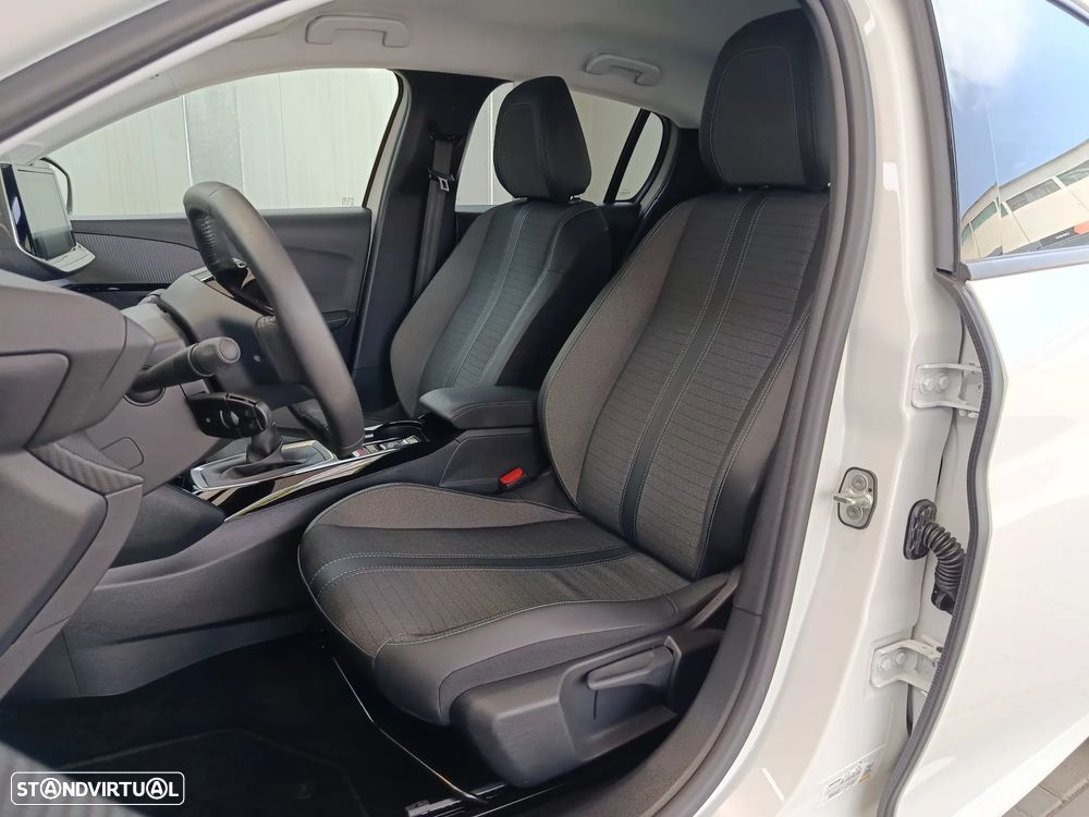 Peugeot 208 1.2 PureTech Allure Pack EAT8 - 15
