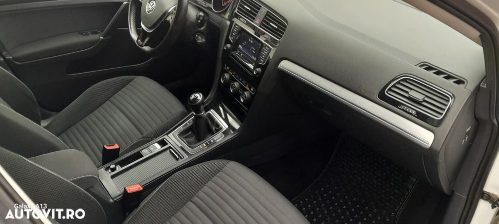 Volkswagen Golf - 7
