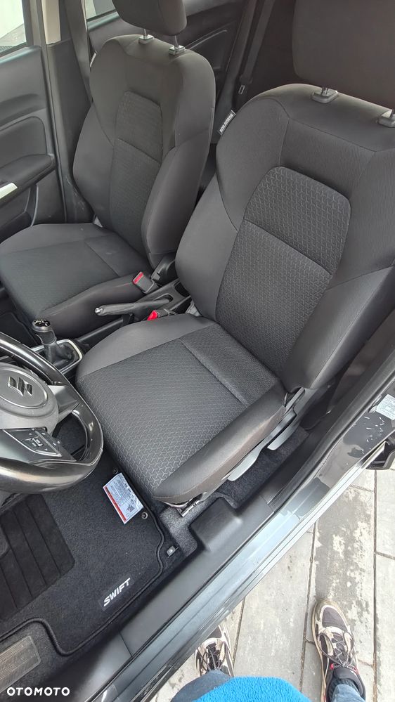 Suzuki Swift - 9
