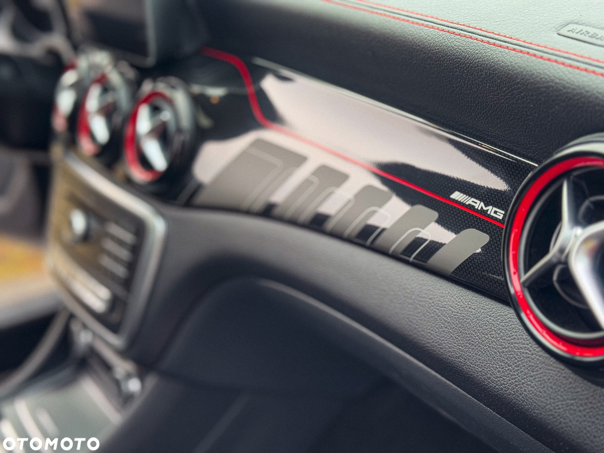Mercedes-Benz CLA AMG 45 4-Matic - 24