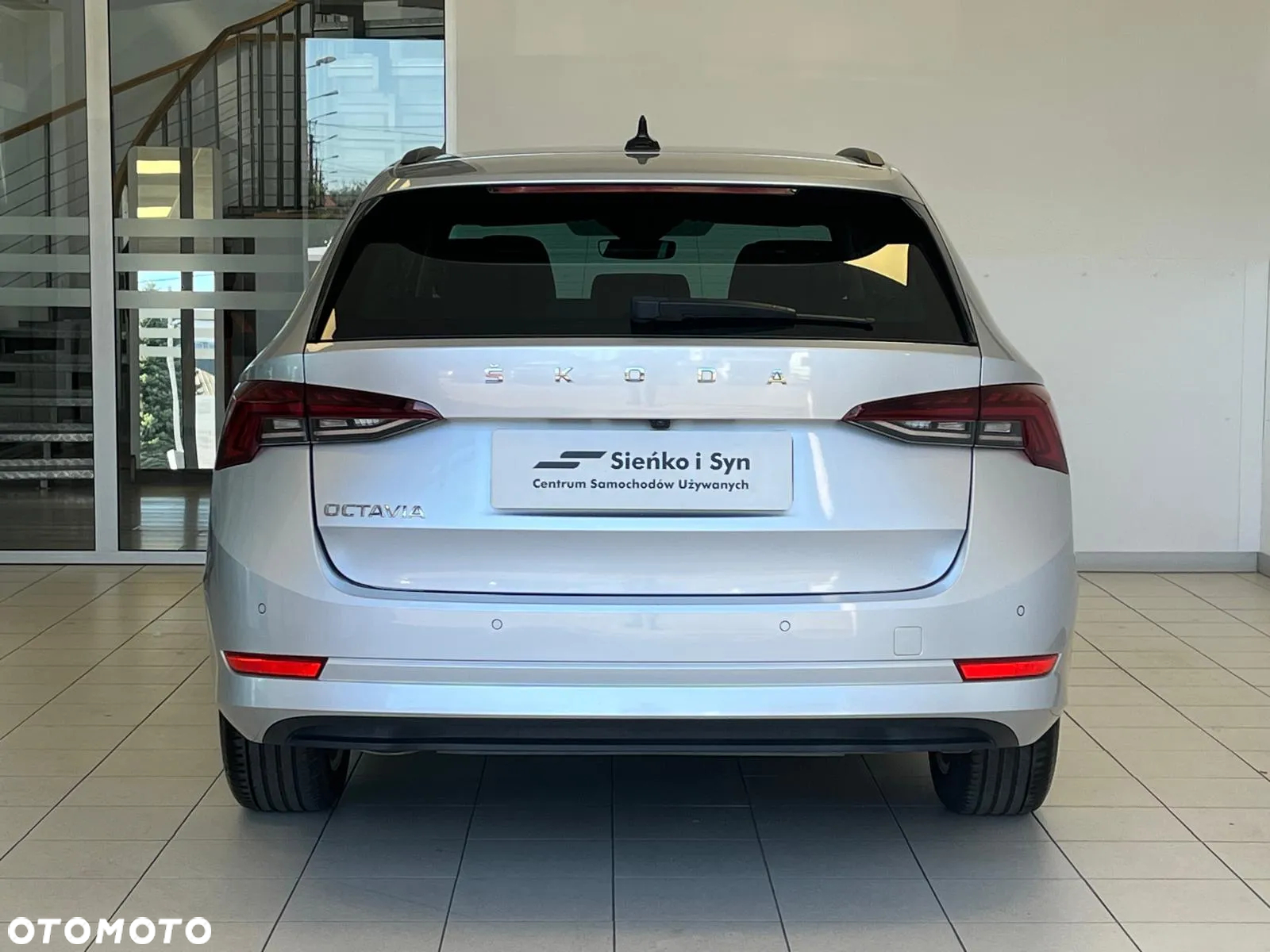 Skoda Octavia 2.0 TDI Ambition DSG - 4