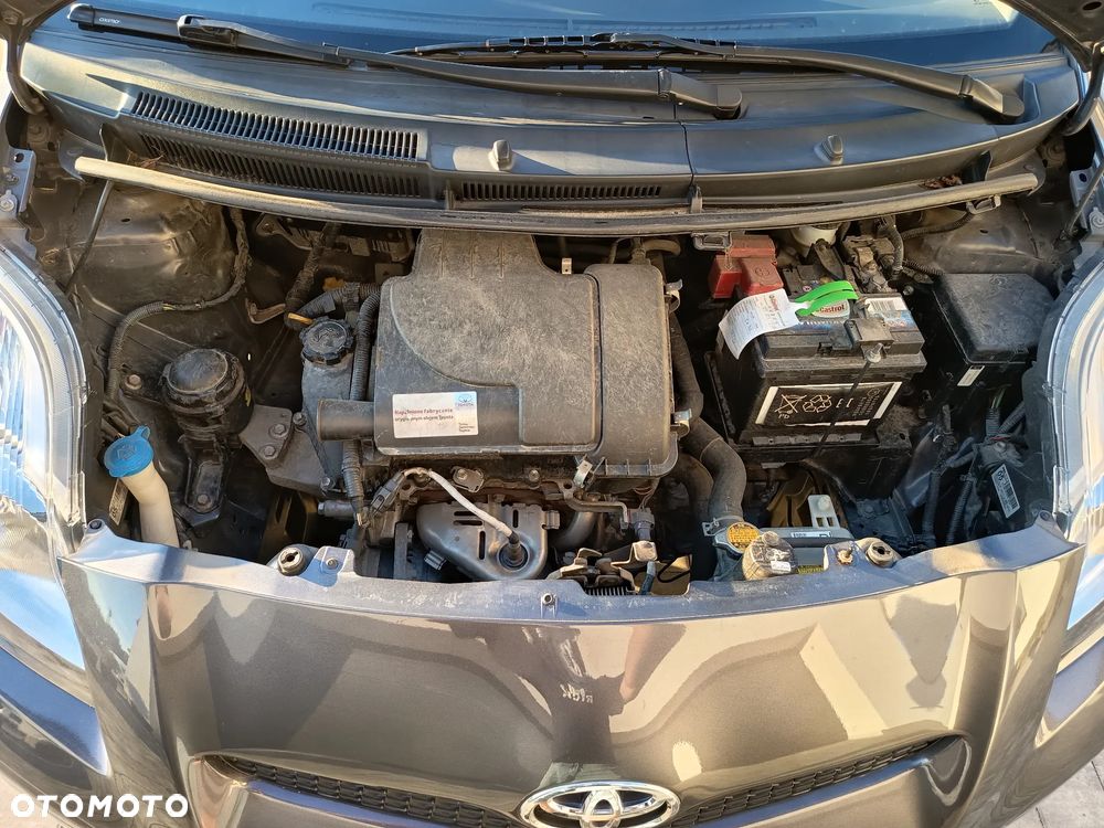 Toyota Yaris 1.0 Entry EU5 - 14