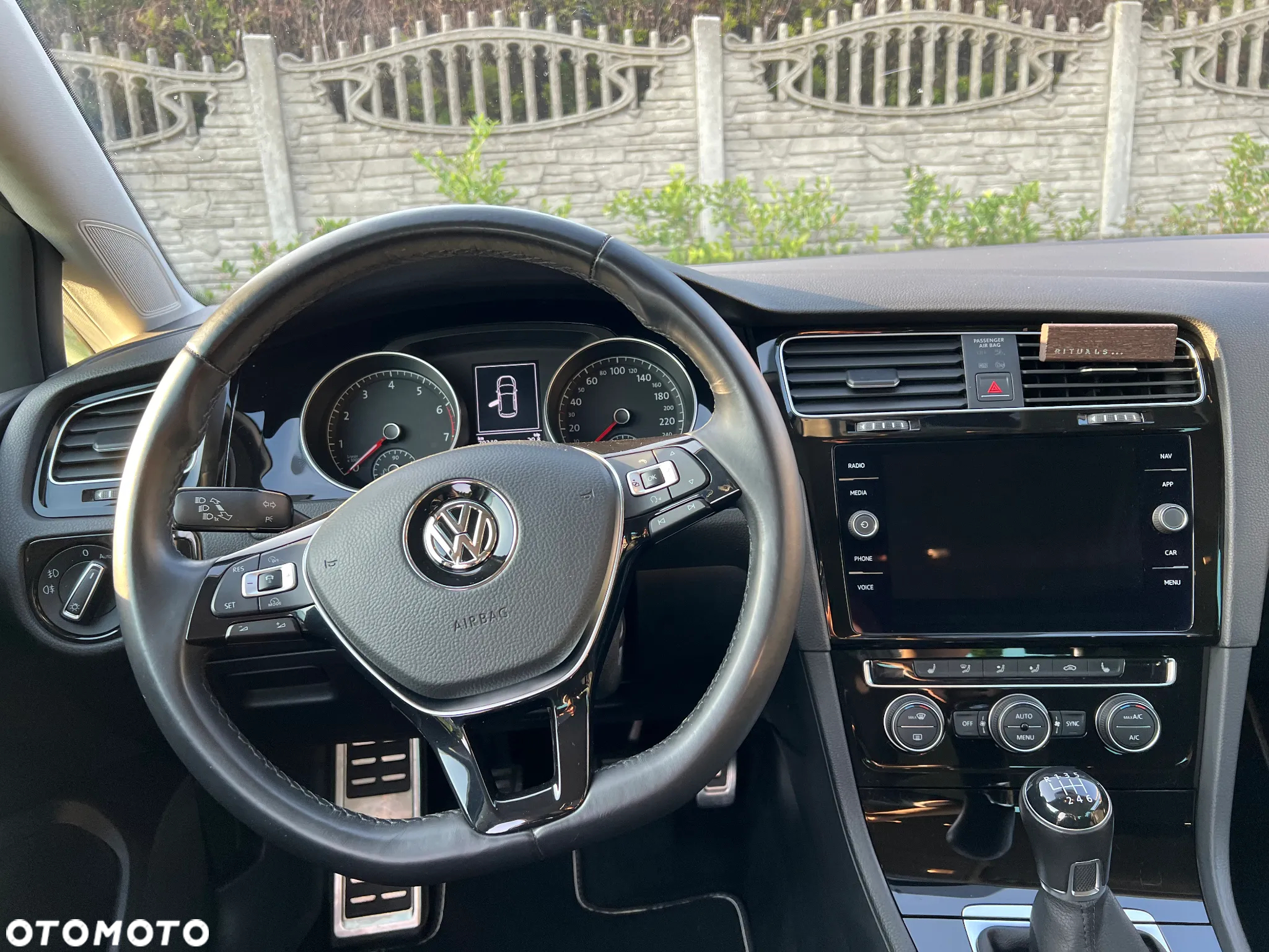 Volkswagen Golf VII 1.4 TSI BMT Highline - 21