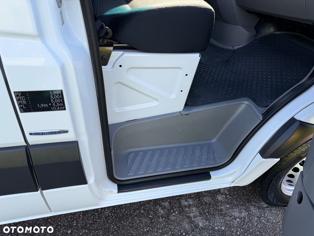 Mercedes-Benz Sprinter - 18