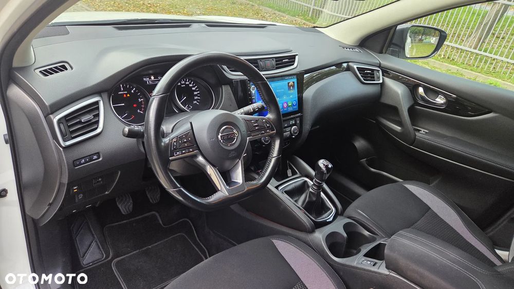 Nissan Qashqai 1.6 DCi N-Tec - 11