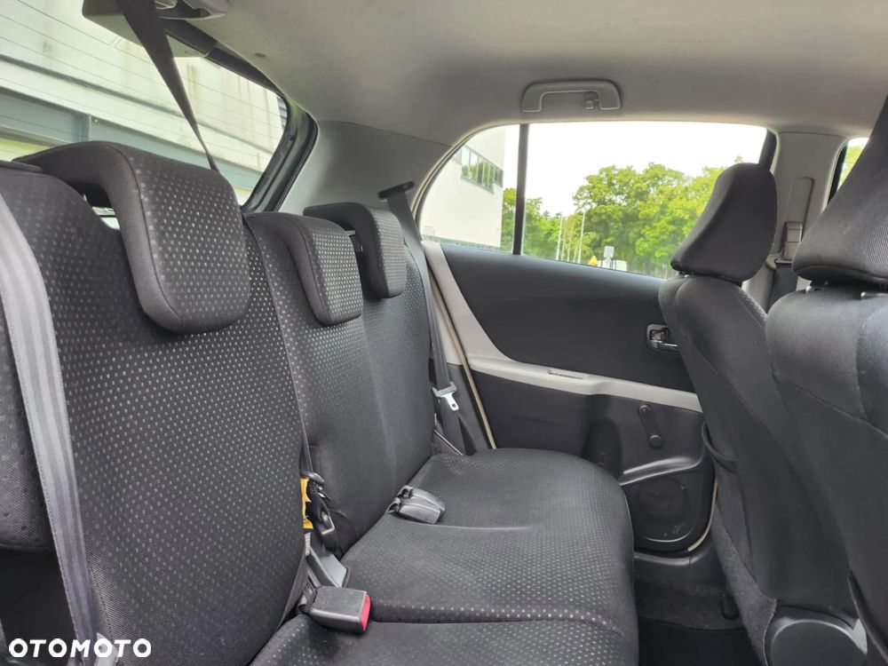 Toyota Yaris 1.33 VVT-i Sol - 9