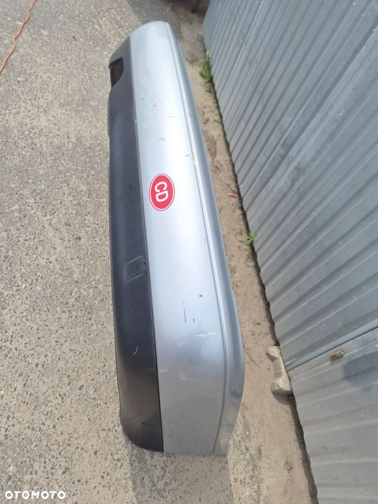 Zderzak tył Audi A8 D2 przewd liftem LY7M - 2