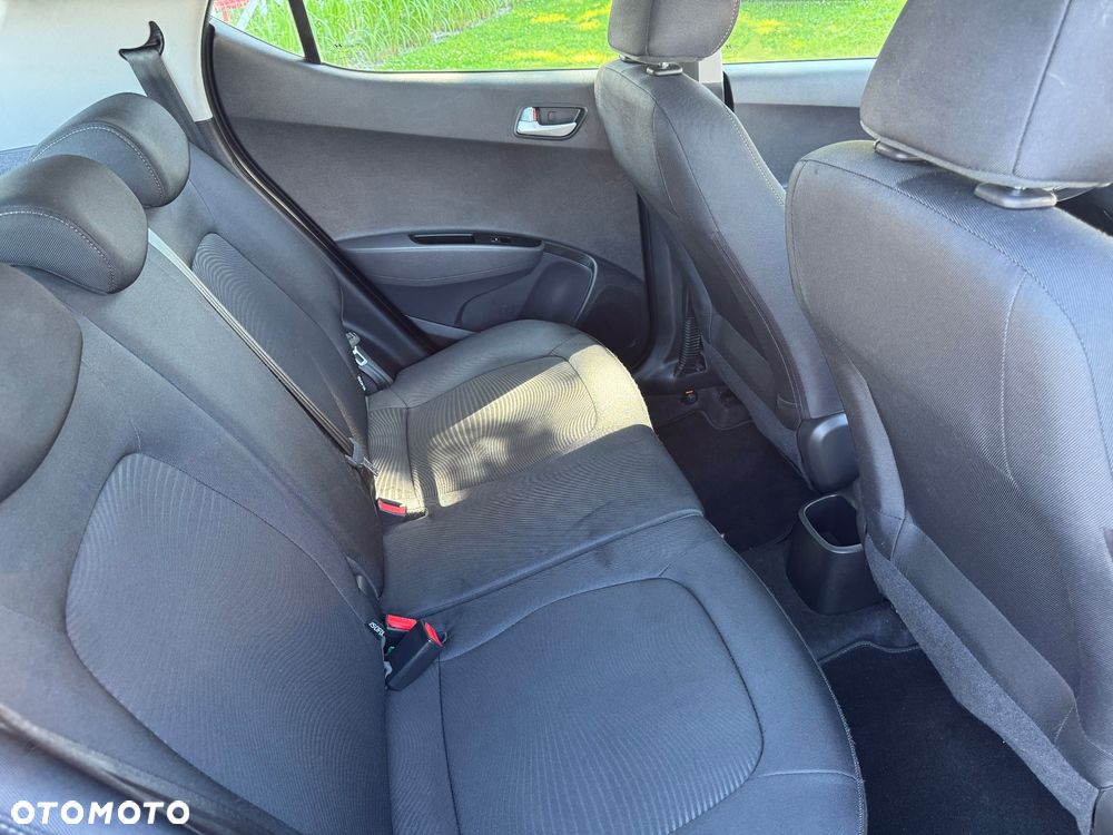 Hyundai i10 - 16