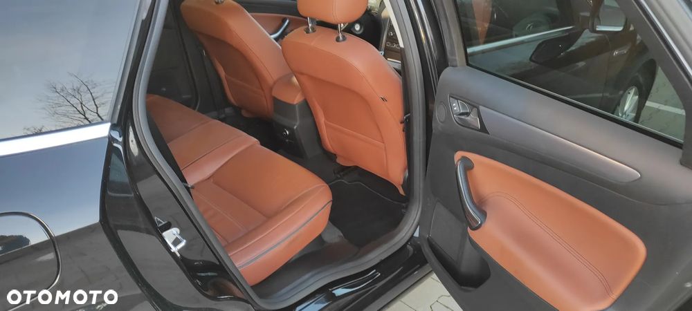 Ford Mondeo 2.0 TDCi Ghia - 24