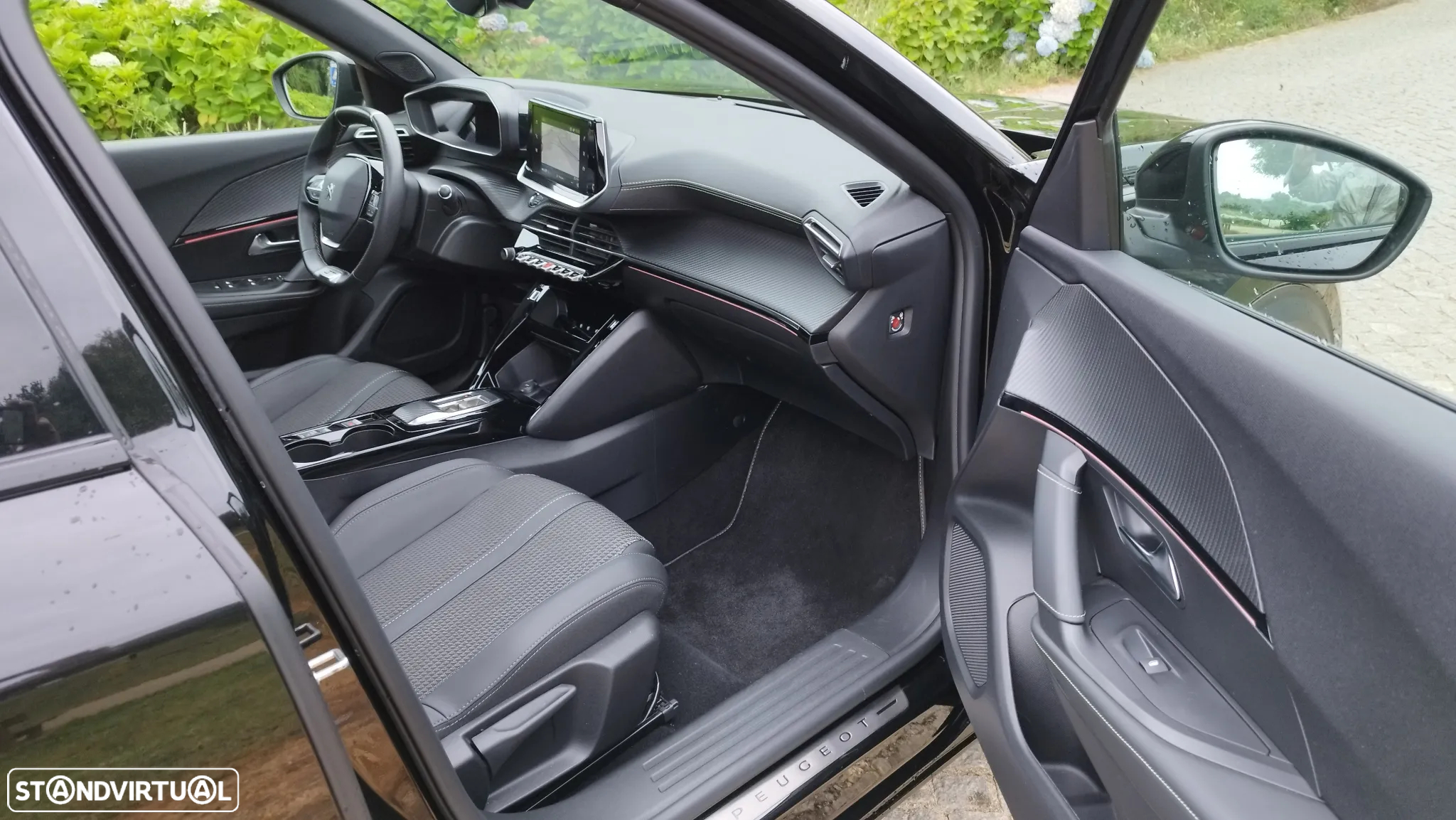 Peugeot e-2008 50 kWh GT Pack - 21