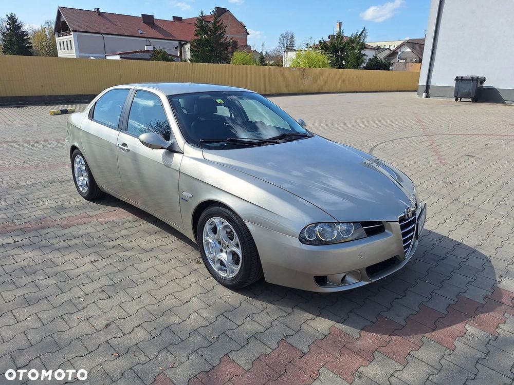 Alfa Romeo 156 2.5 V6 24V Distinctive - 5