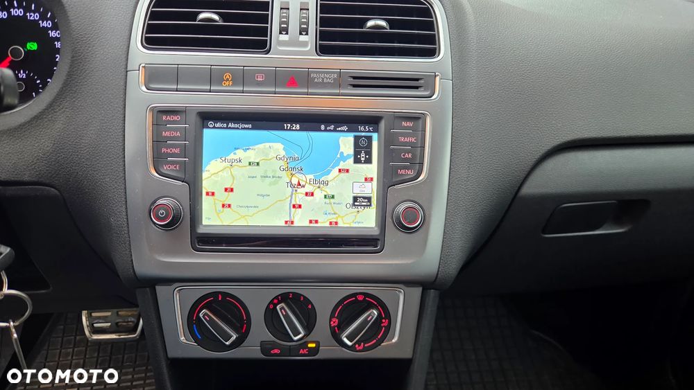 Volkswagen Polo 1.2 TSI Blue Motion Technology DSG Allstar - 15