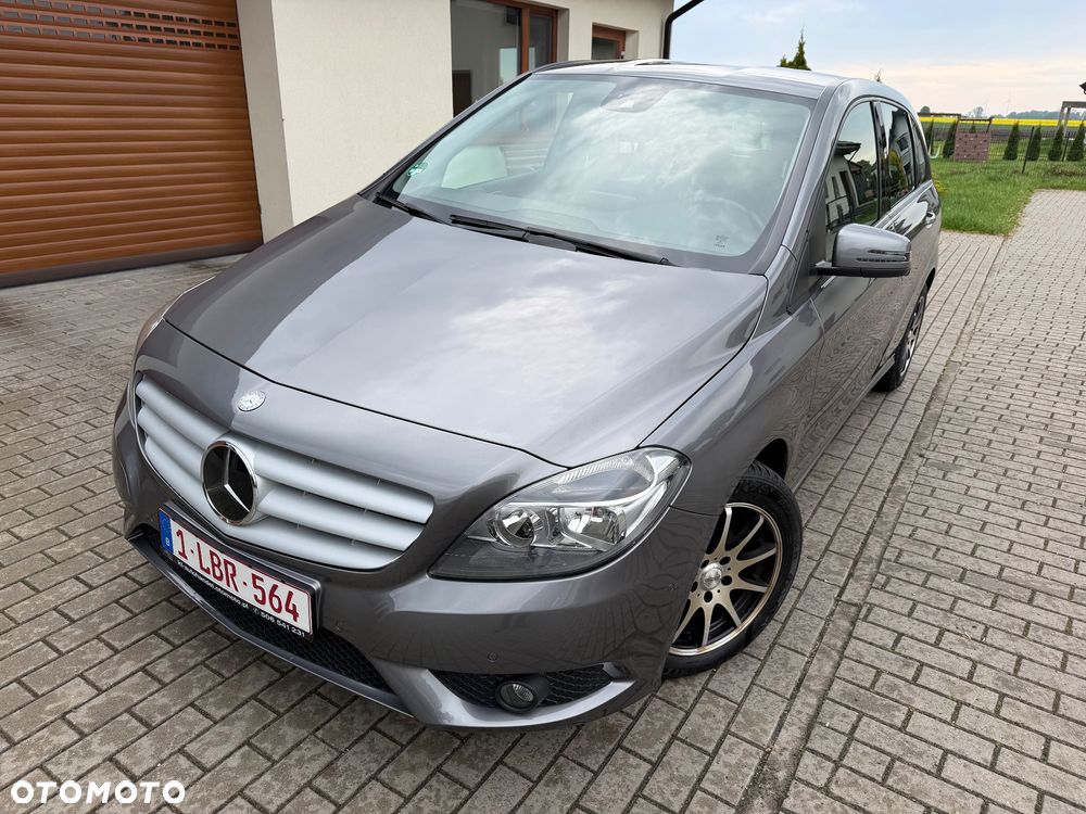 Mercedes-Benz Klasa B 180 7G-DCT Edition - 10