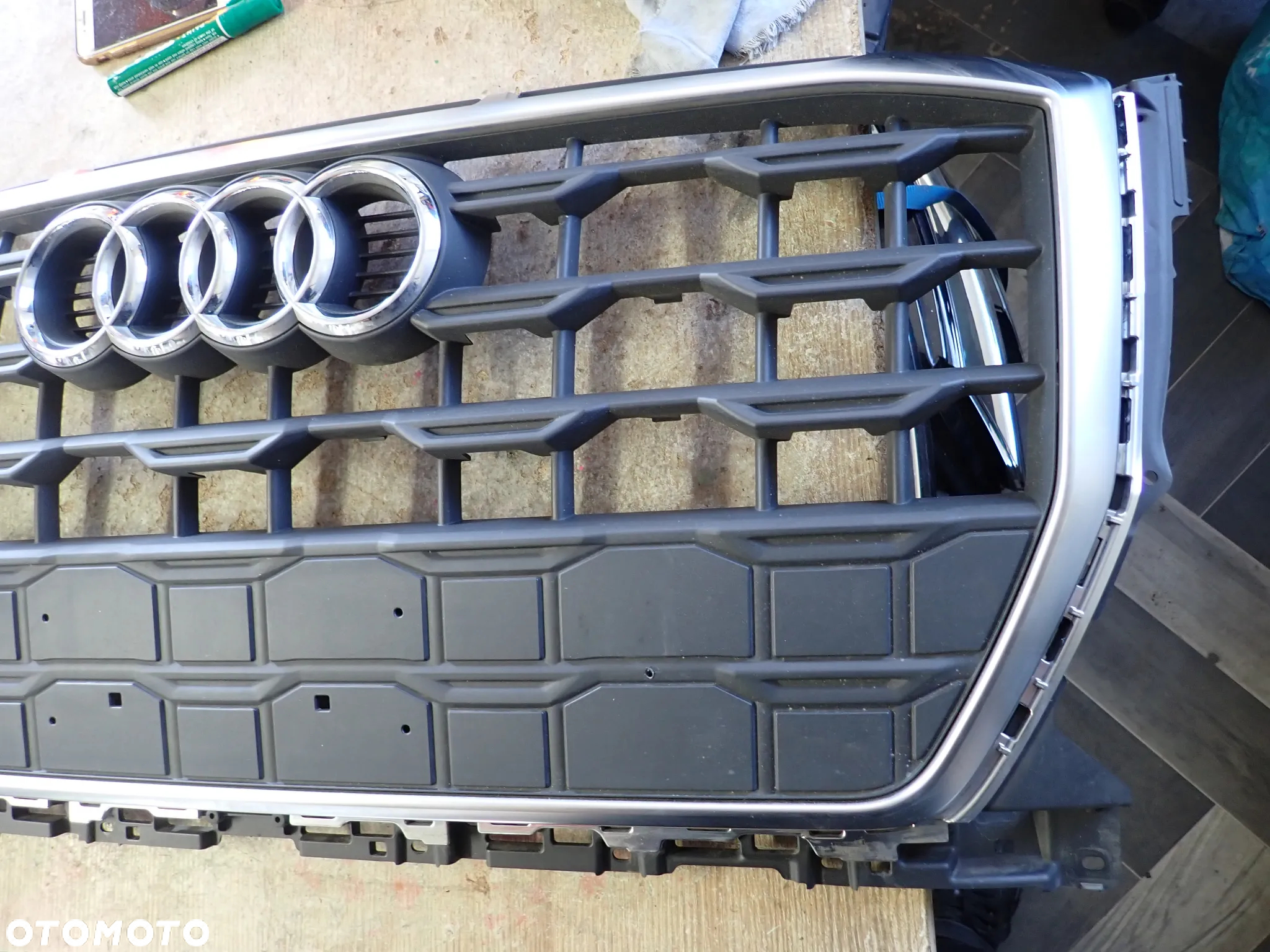 AUDI Q2 S LINE 81A PRZEDNI GRILL - 3