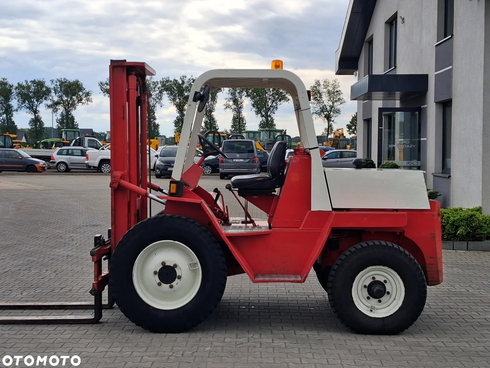 Manitou MC 25 N - 2