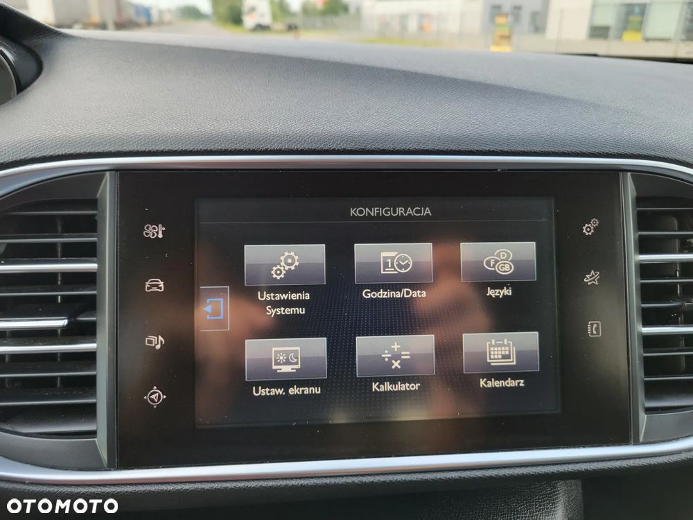 Peugeot 308 1.6 BlueHDi Active S&S - 26