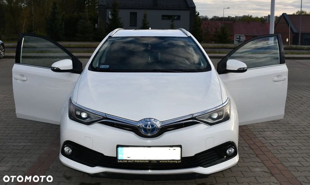 Toyota Auris 1.8 HSD Luna - 28