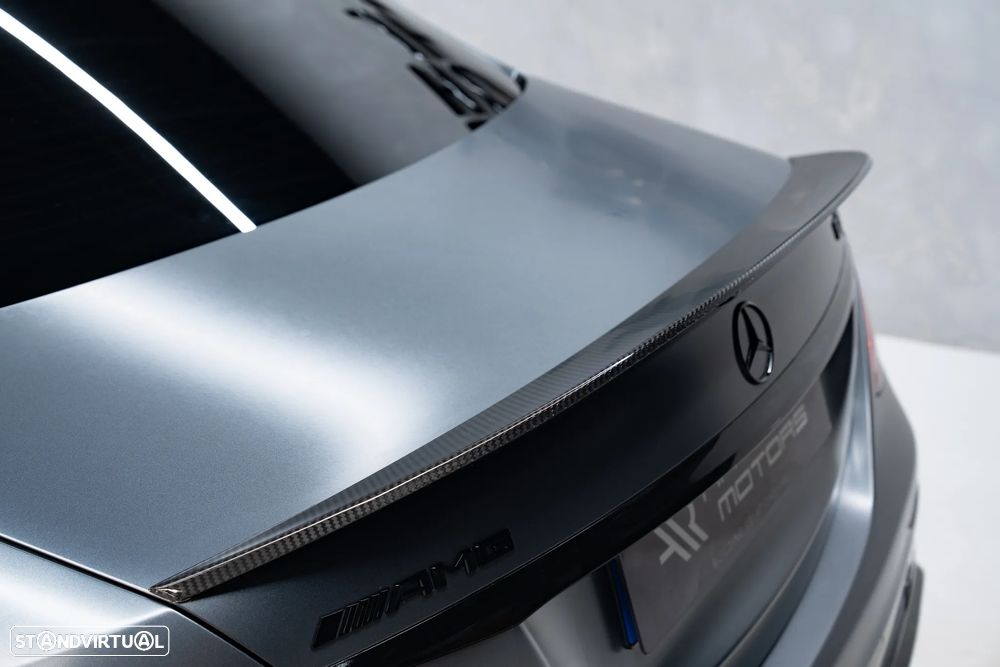 Mercedes-Benz E 63 AMG S 4-Matic+ - 16