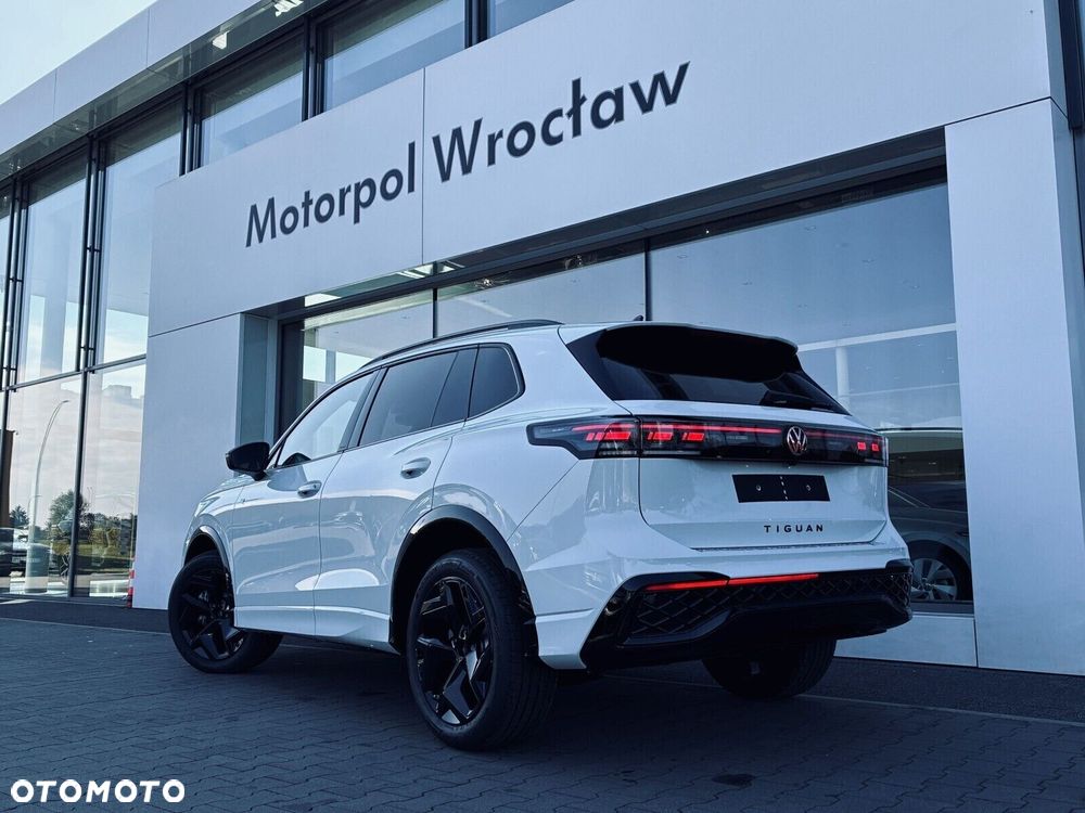 Volkswagen Tiguan - 10