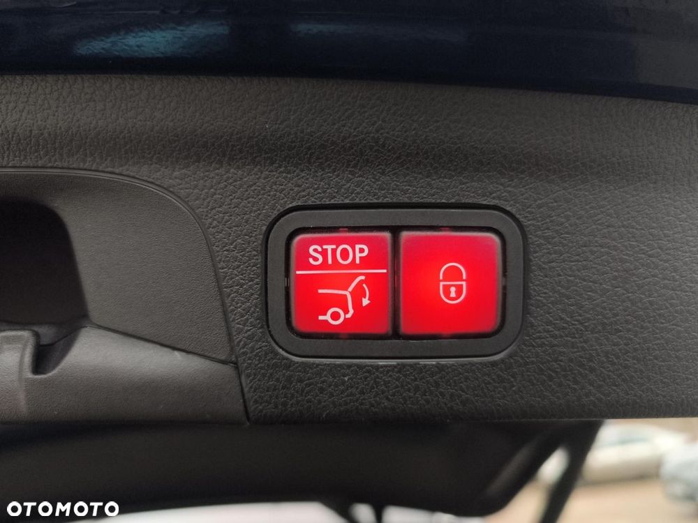 Mercedes-Benz GLE - 24