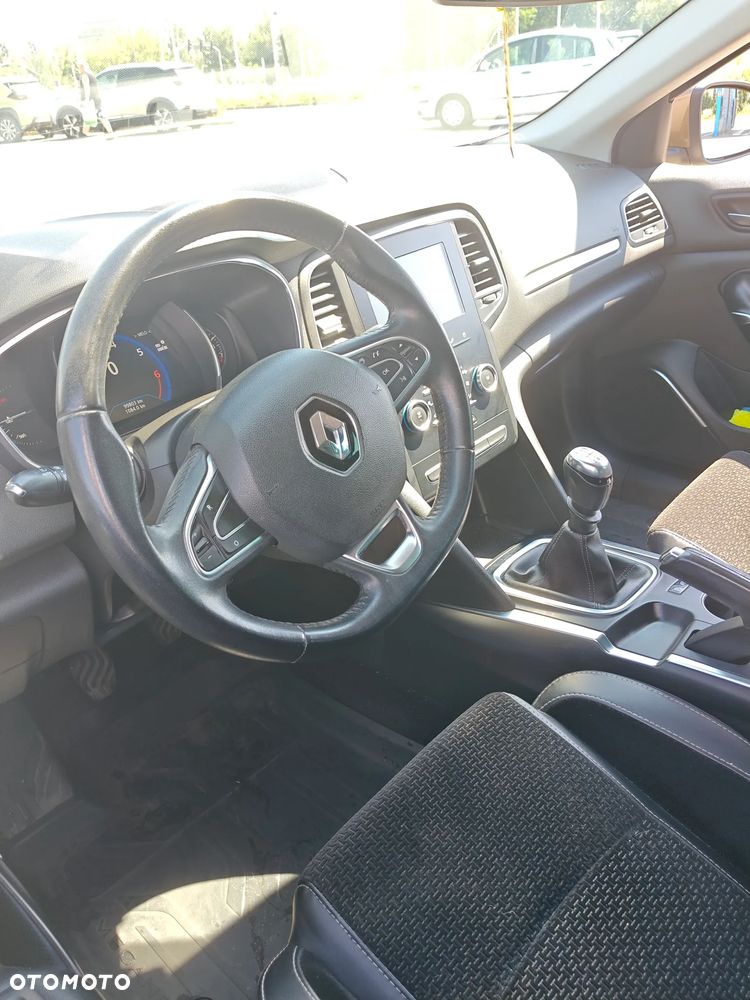 Renault Megane 1.6 SCe Intens - 7