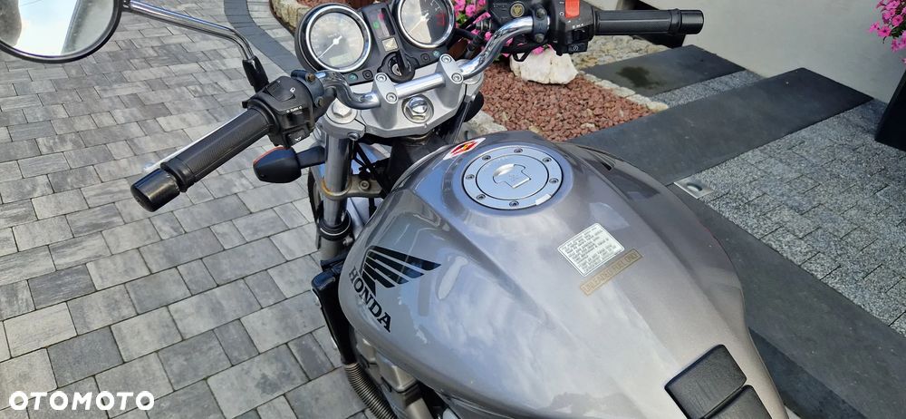 Honda CB - 7